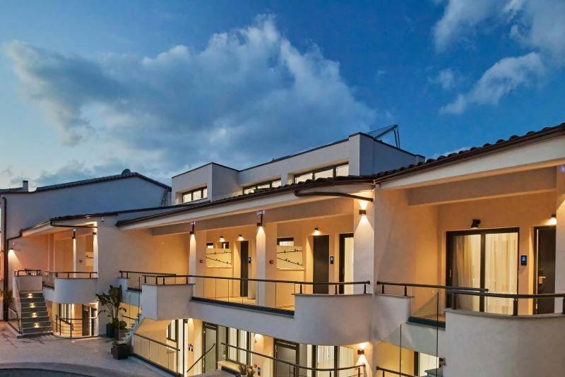 Melite Luxury Rooms & Apartments باليوري المظهر الخارجي الصورة